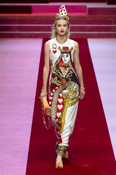 dolce gabbana como sfilata|Dolce&Gabbana Looks .